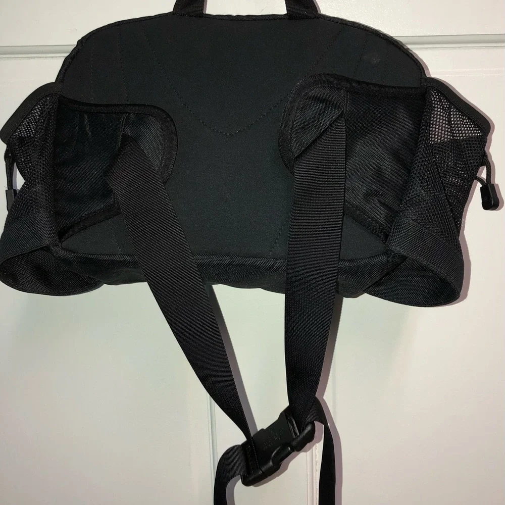 The North Face Kanga Fanny Pouch Black 2 bottle holders 2 zippered compartments - Picture 3 of 6